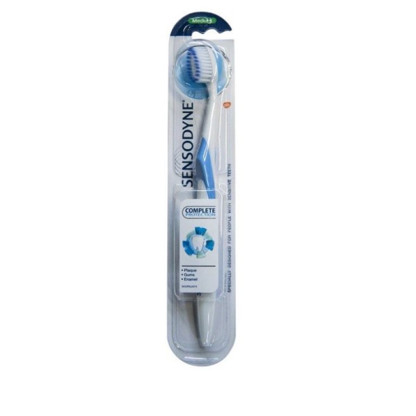 Sensodyne Periuta Dinti Complete Protection Medium 12/bax